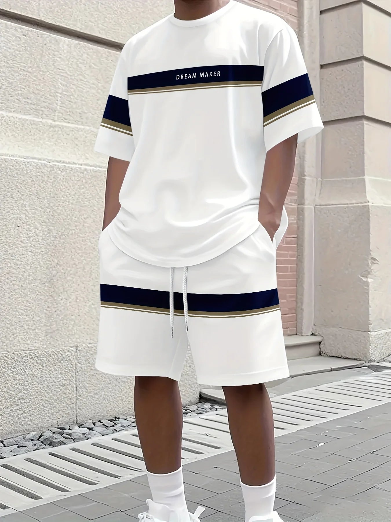 Completo estivo casual da uomo composto da t-shirt e pantaloncini 2026, abbigliamento sportivo taglie forti, t-shirt a maniche corte, pantaloncini con coulisse e tasca.
