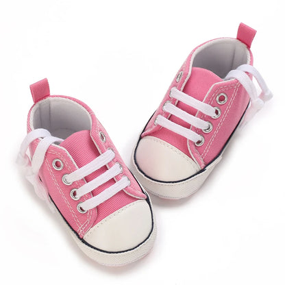 Scarpe alla moda per bambina, graziose scarpe basse casual a tema rosa classico con suola morbida, comode e leggere per camminare.
