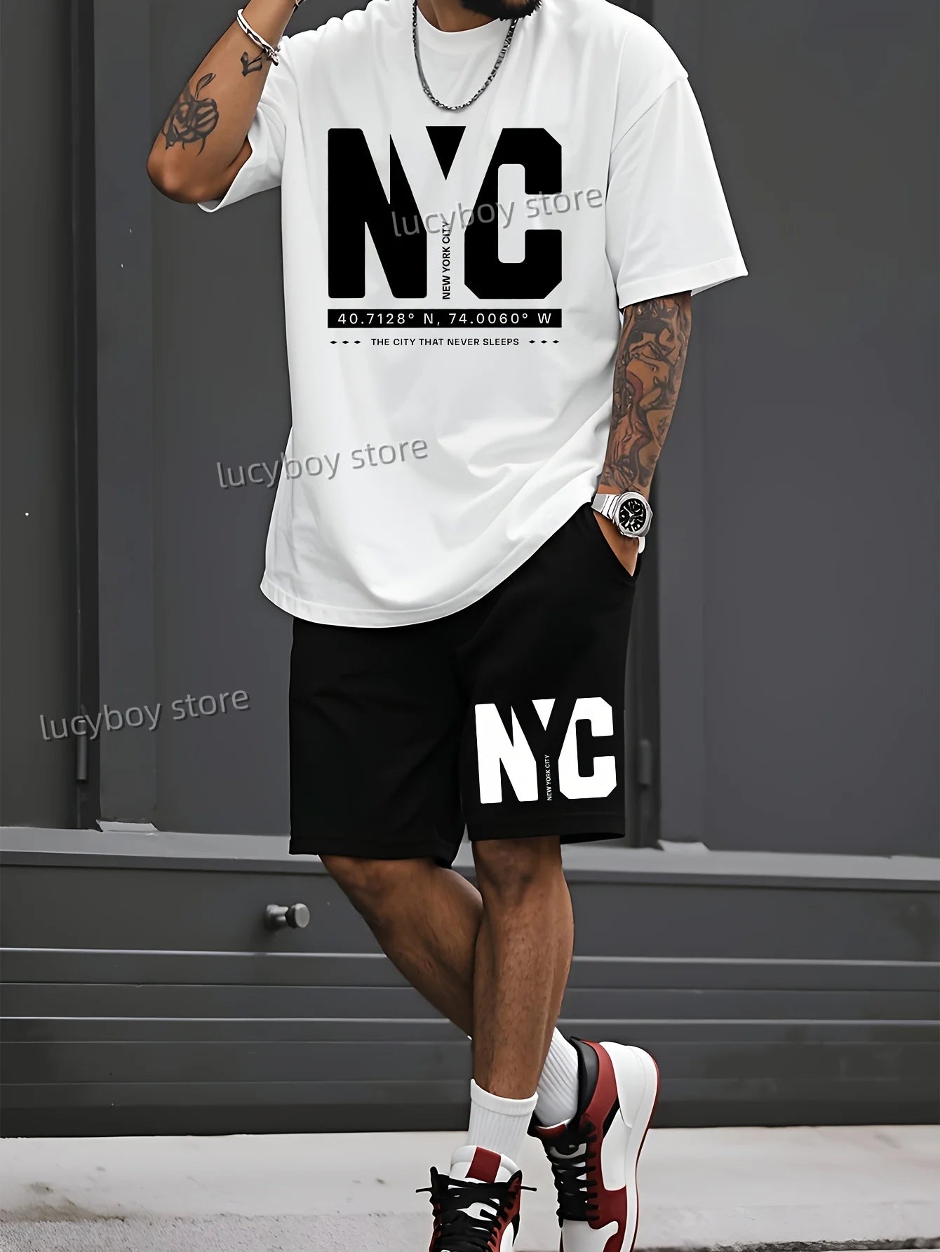 Completo sportivo da uomo con t-shirt e pantaloncini stampati con scritta NC NEW YORK, tuta di lusso da corsa oversize in 2 pezzi.