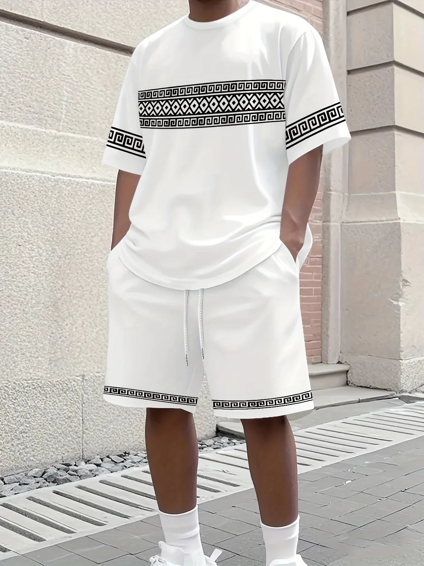 Completo estivo casual da uomo composto da t-shirt e pantaloncini 2026, abbigliamento sportivo taglie forti, t-shirt a maniche corte, pantaloncini con coulisse e tasca.