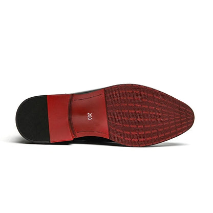 Stivali Chelsea da uomo con suola rossa, scarpe eleganti nere da uomo con punta a punta, stivali corti da uomo alla moda in Inghilterra.