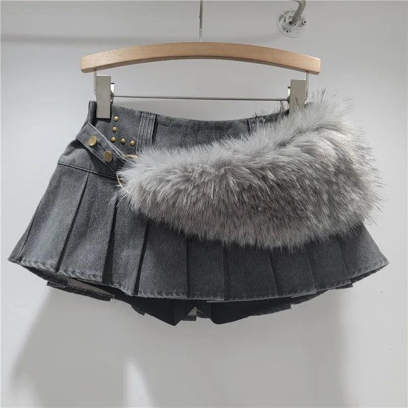 Sexy Low Waist Fuzzy Furry Blet Mini Skirt 2026 New Fashion Women Pleated Skirts Y2K