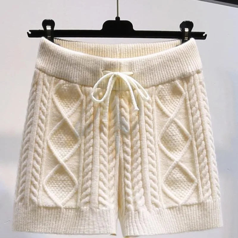 Autumn Elastic Woman Wrap Hip Knit Shorts Hot Sweet High Waist Twist Thick Outwear Shorts Casual Straight Striped Home Shorts
