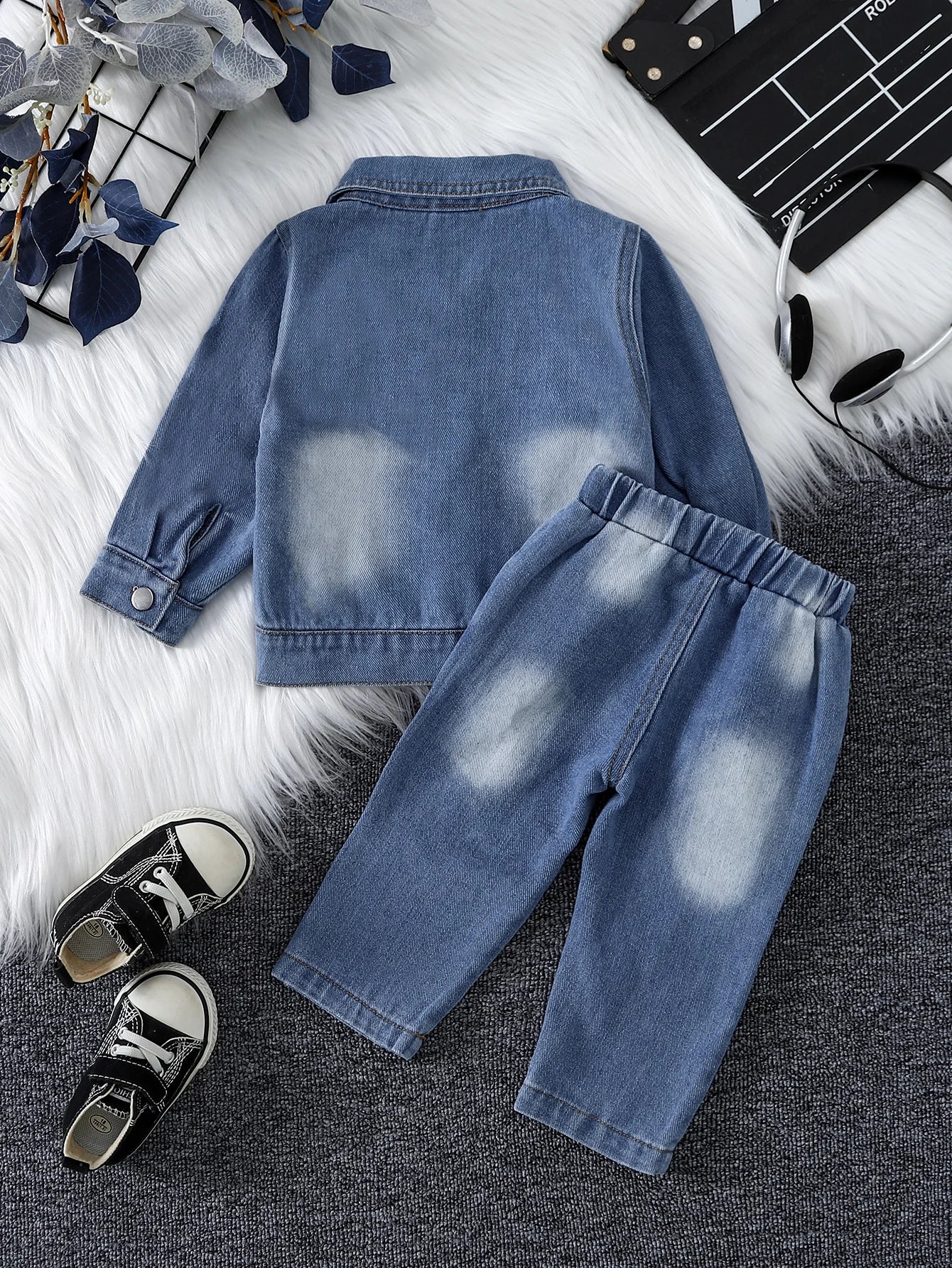 Completo in denim per bambini primavera autunno, design con strappi, giacca in jeans ampia con chiusura a bottoni, versatile, resistente all'usura, stile street.