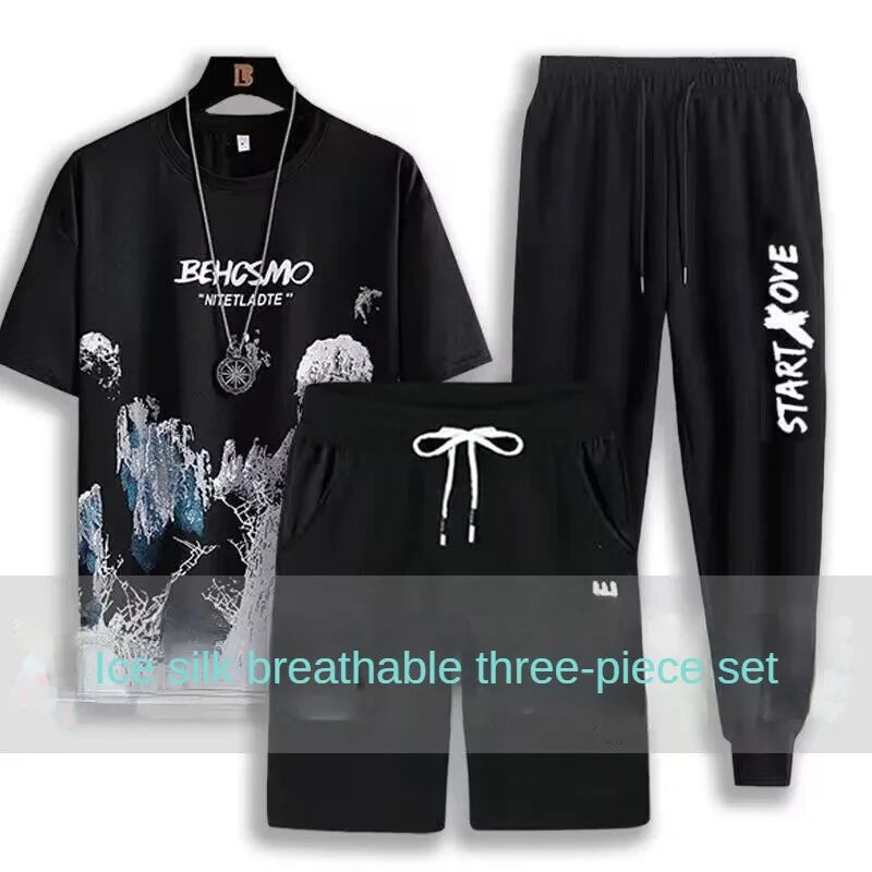 Completo sportivo da tre pezzi per ragazzi, composto da pantaloncini ad asciugatura rapida, t-shirt a maniche corte alla moda e abbigliamento casual estivo leggero per studenti.