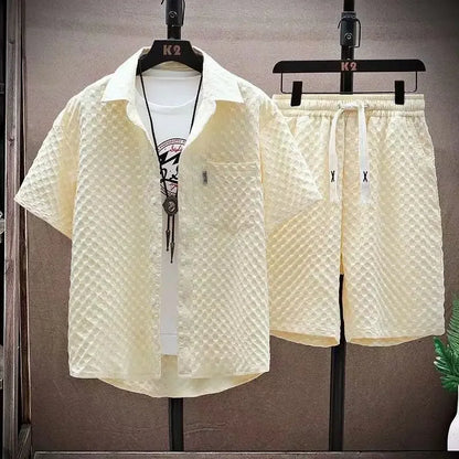 Completo da uomo di alta qualità in seta ghiaccio a quadri, composto da camicia a maniche corte con risvolto e pantaloncini, due pezzi per uomo, abbigliamento casual oversize di lusso coreano.