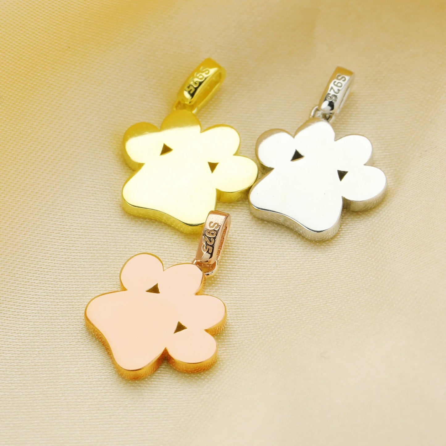 Ciondolo a forma di zampa di cane in resina, 13 mm, con incastonatura a castone, in argento sterling 925 massiccio placcato oro rosa, codice 1431165.