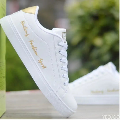 Sneakers da uomo Scarpe da uomo Vulcanizzate Economiche Piatte Comode Moda Autunno Primavera Sneakers in tela bianca Scarpe da donna Chaussure Homme