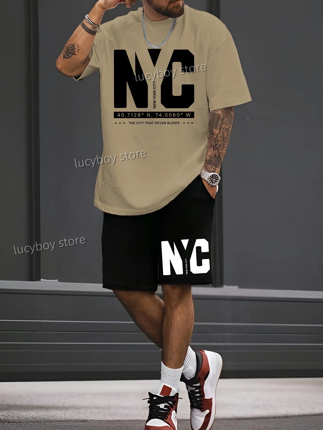 Completo sportivo da uomo con t-shirt e pantaloncini stampati con scritta NC NEW YORK, tuta di lusso da corsa oversize in 2 pezzi.