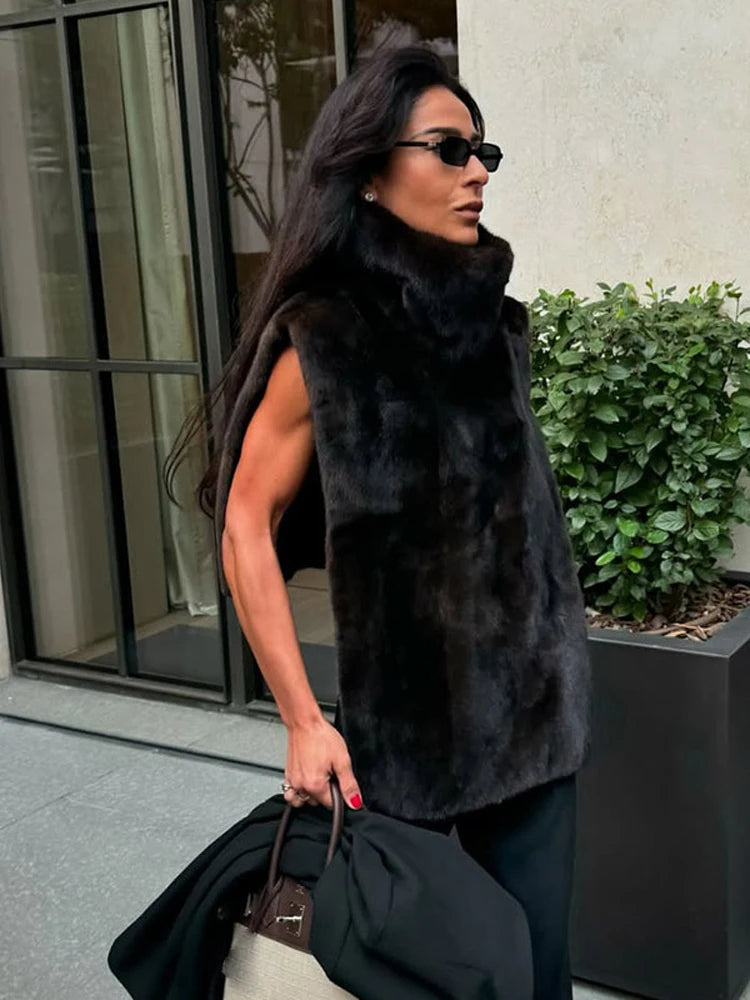 2025 Chic Plush Patchwork Coat Women Vintage Stand Collar Zipper Short Jackets Coats Female Winter Casual Street Outerwear