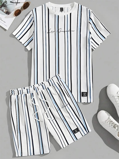 Completo estivo da uomo con stampa a righe 3D, casual per tutti i giorni, composto da t-shirt a maniche corte e pantaloncini da spiaggia alla moda in stile urbano.