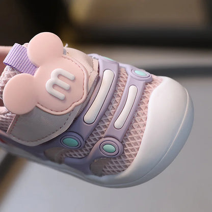Scarpe da ginnastica per neonati, primavera autunno, scarpe morbide e traspiranti per i primi passi, scarpe flessibili per bambini e bambine da passeggio all'aperto.