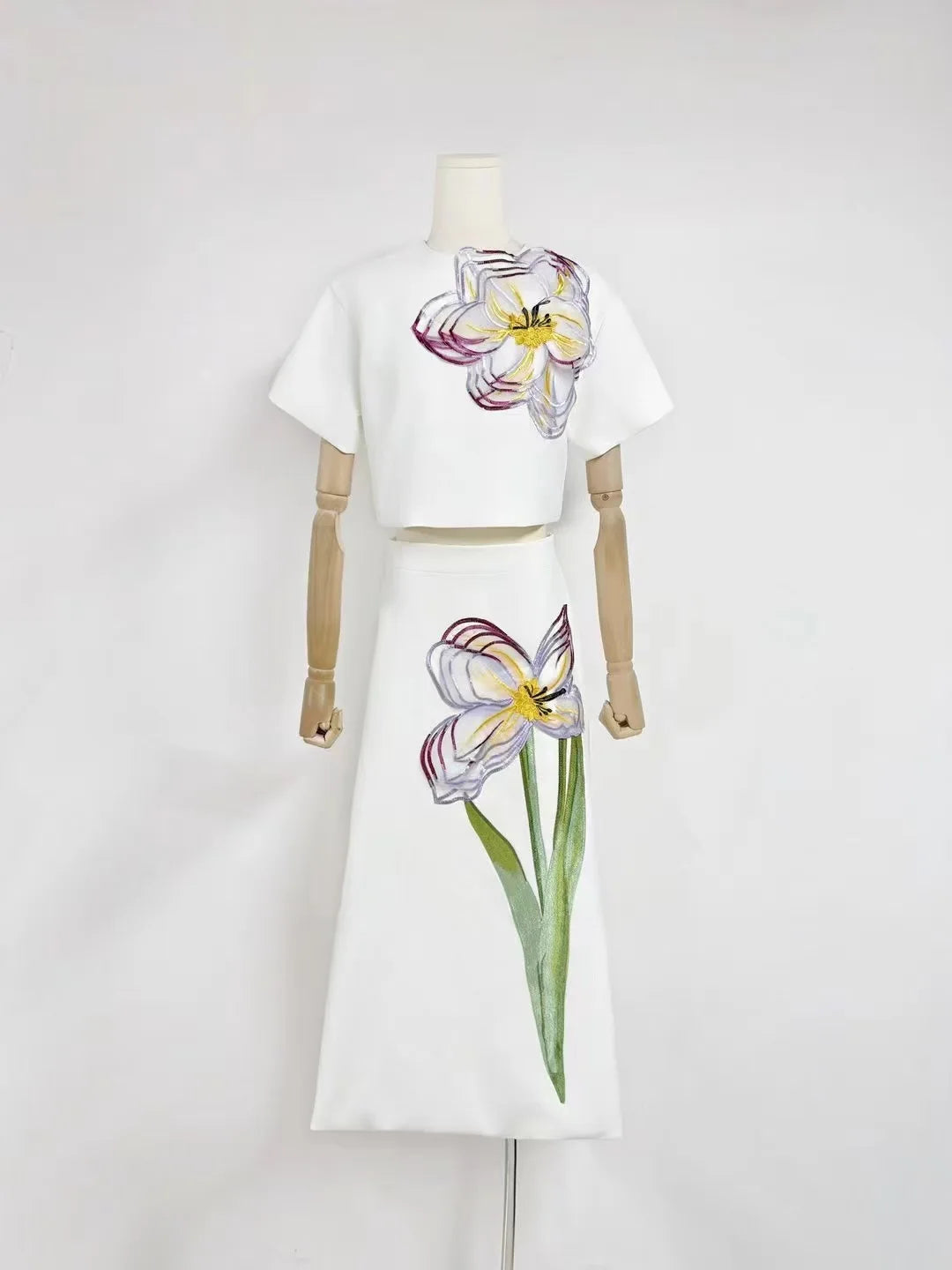 LGRQ 2025 New Summer Tound Neck Short Sleeves High Waist Printed Tshirt And A-line Long Skirt 2pcs