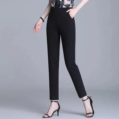 Pantaloni casual da donna a gamba dritta, vestibilità comoda ed elasticizzata, colore versatile, pantaloni da donna elasticizzati a metà polpaccio.