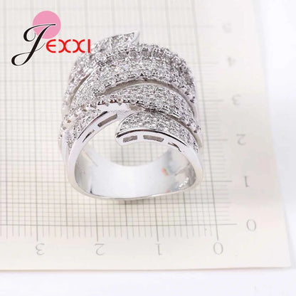 Anello da donna in argento sterling 925 con forma geometrica, ideale per fidanzamento, feste, matrimonio e nozze, con zirconi cubici.