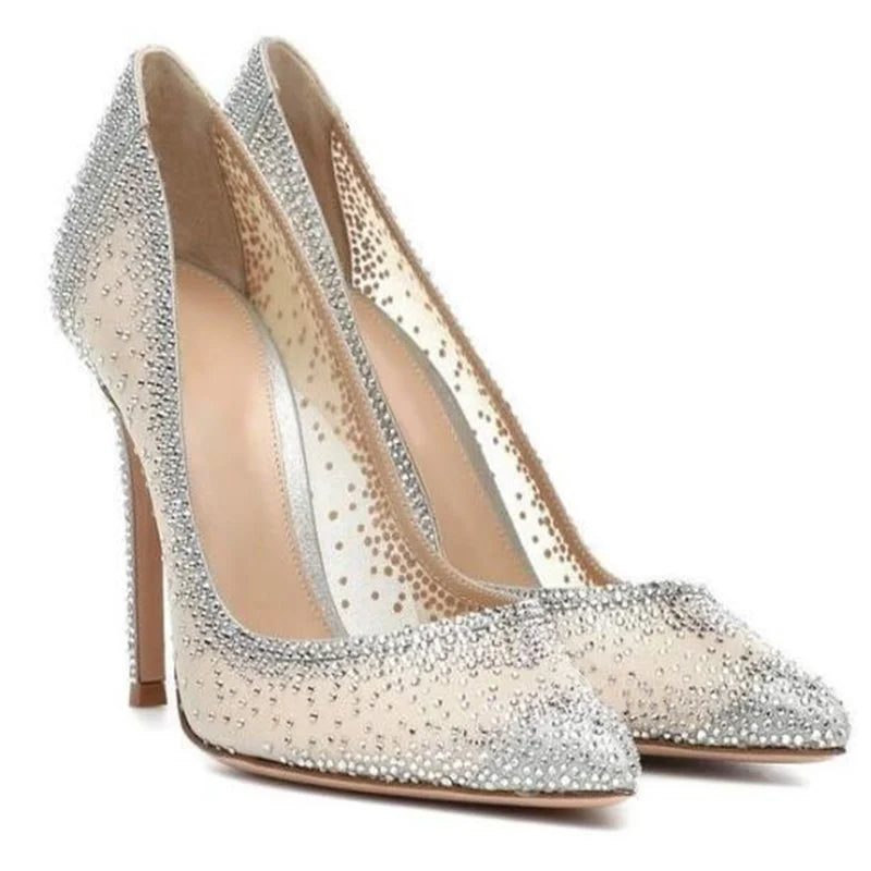Scarpe con tacco alto sexy in rete con strass e patchwork, décolleté con tacco glitterato color champagne, scarpe da sposa con cristalli scintillanti.