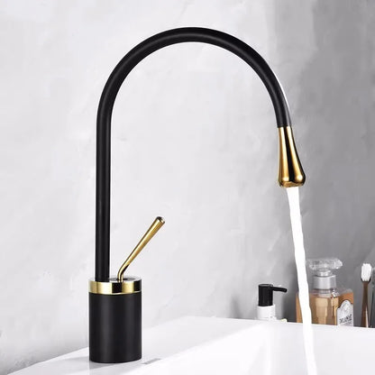 Kitchen brass Faucet Pull Out Stream Sprayer Deck Mounted Matte Black Mixer Tap 360 Degree Rotation  Kitchen Sink Hot Cold Taps