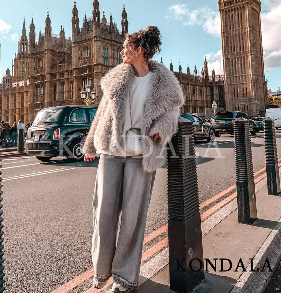 Vintage Fur Jacket Coat Women Autumn Winter Warm Casual Loose Coat Trendy Faux Fur Lapel Coat 2026 Fashion Elegant Ladies Coat