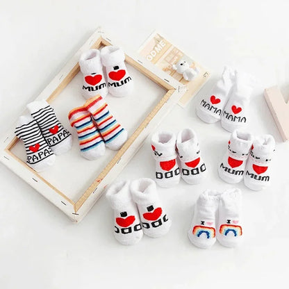 Calzini primaverili ed estivi in cotone morbido e caldo per neonati e bambini, con stampa di lettere, accessori per abbigliamento infantile.