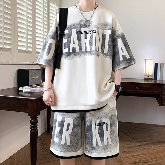 Completo estivo da uomo taglie S-6XL, nuovo set di tendenza a due pezzi, maglietta e pantaloncini in stile coreano, abbigliamento firmato da uomo.