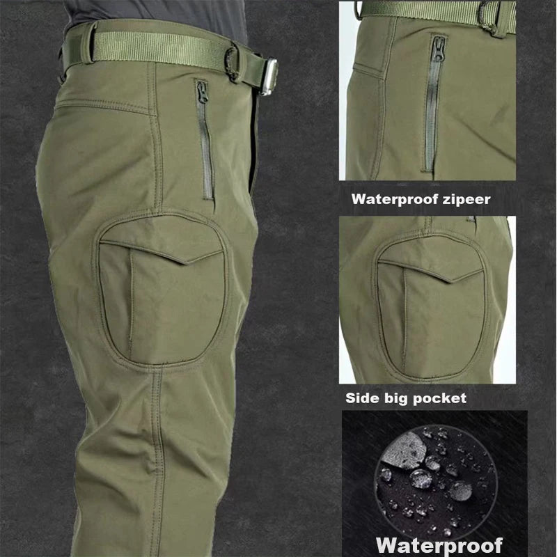 Completo da trekking impermeabile da uomo, giacca militare Sharkskin, cappotto da campeggio, pantaloni tattici, pantaloni caldi in pile da pesca, inverno