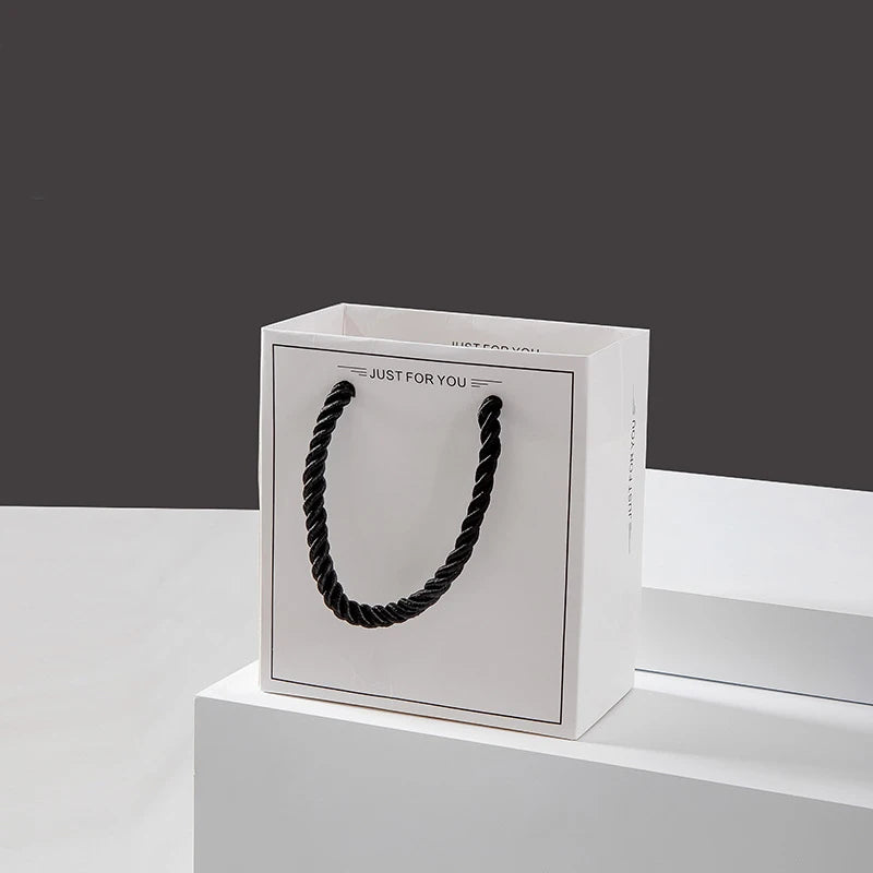 Semplice portagioie per orecchini, anelli, bracciali e collane, in carta grigia e nera, espositore per gioielli, scatola organizer per gioielli.