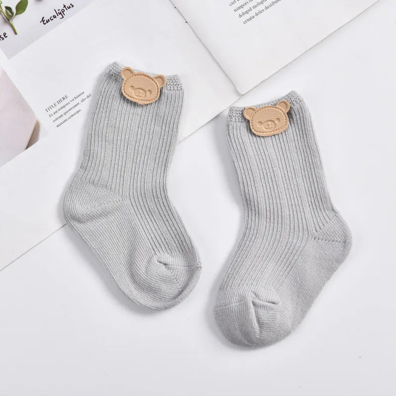 Calzini per neonati con orsetto, caldi per le gambe, autunnali, lunghi, in cotone morbido, tinta unita, primi passi, calzatura per neonati.