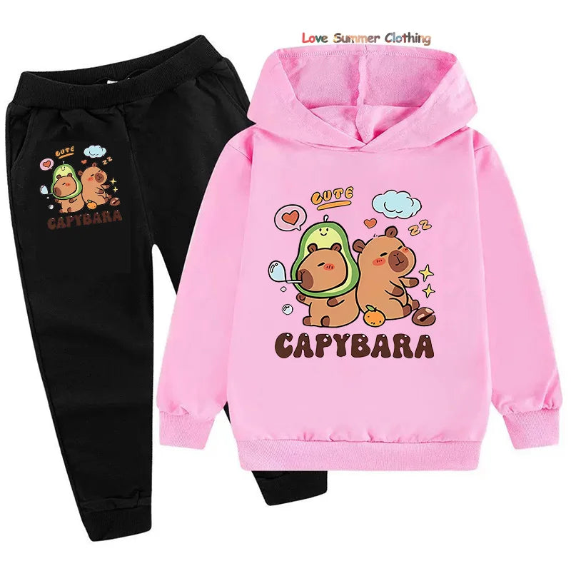 Set di 2 pezzi per bambine con felpa e pantaloni da jogging con stampa capibara, completo comodo per bambini, abbigliamento da gioco con capibara, lavabile in lavatrice, completo sportivo coordinato per tutti i giorni per ragazzi.