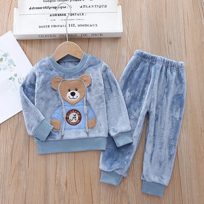 Nuovo set pigiama invernale 2023 per neonati e bambini, in pile di flanella, caldo e con motivo a cartoni animati, ideale per la casa, per bambini da 0 a 5 anni.