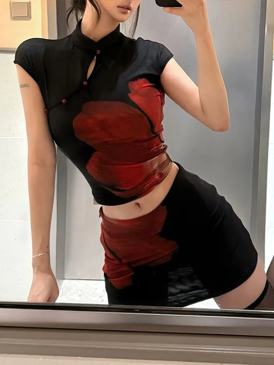 Gonna a tubino con colletto alto, elegante e casual, con motivo a fiori rossi grandi e segmentati, per ragazze ribelli