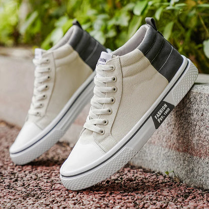 Scarpe da uomo alte in tela per l'autunno, scarpe da skateboard traspiranti, scarpe vulcanizzate con suola morbida, sneakers da uomo alla moda.