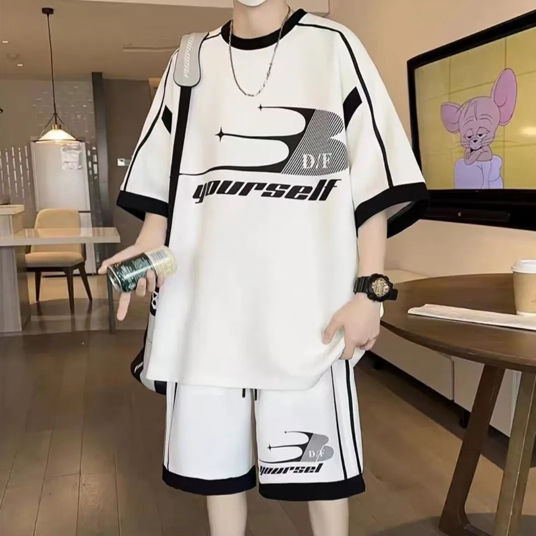Completo estivo da uomo taglie S-6XL, nuovo set di tendenza a due pezzi, maglietta e pantaloncini in stile coreano, abbigliamento firmato da uomo.