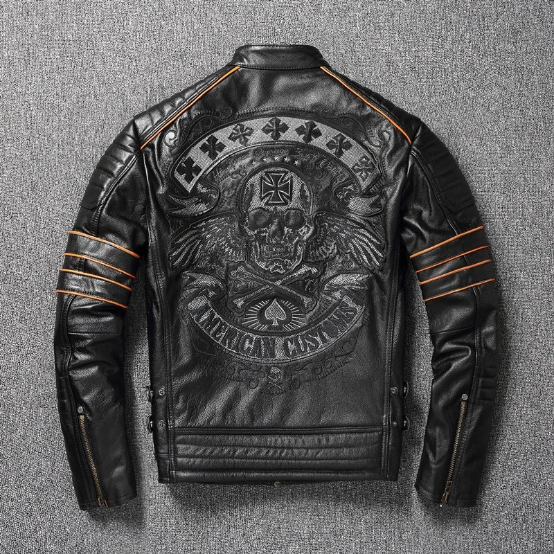 Giacca da motociclista slim oversize da uomo in pelle bovina con ricamo a teschio, modello 2023, primo strato.
