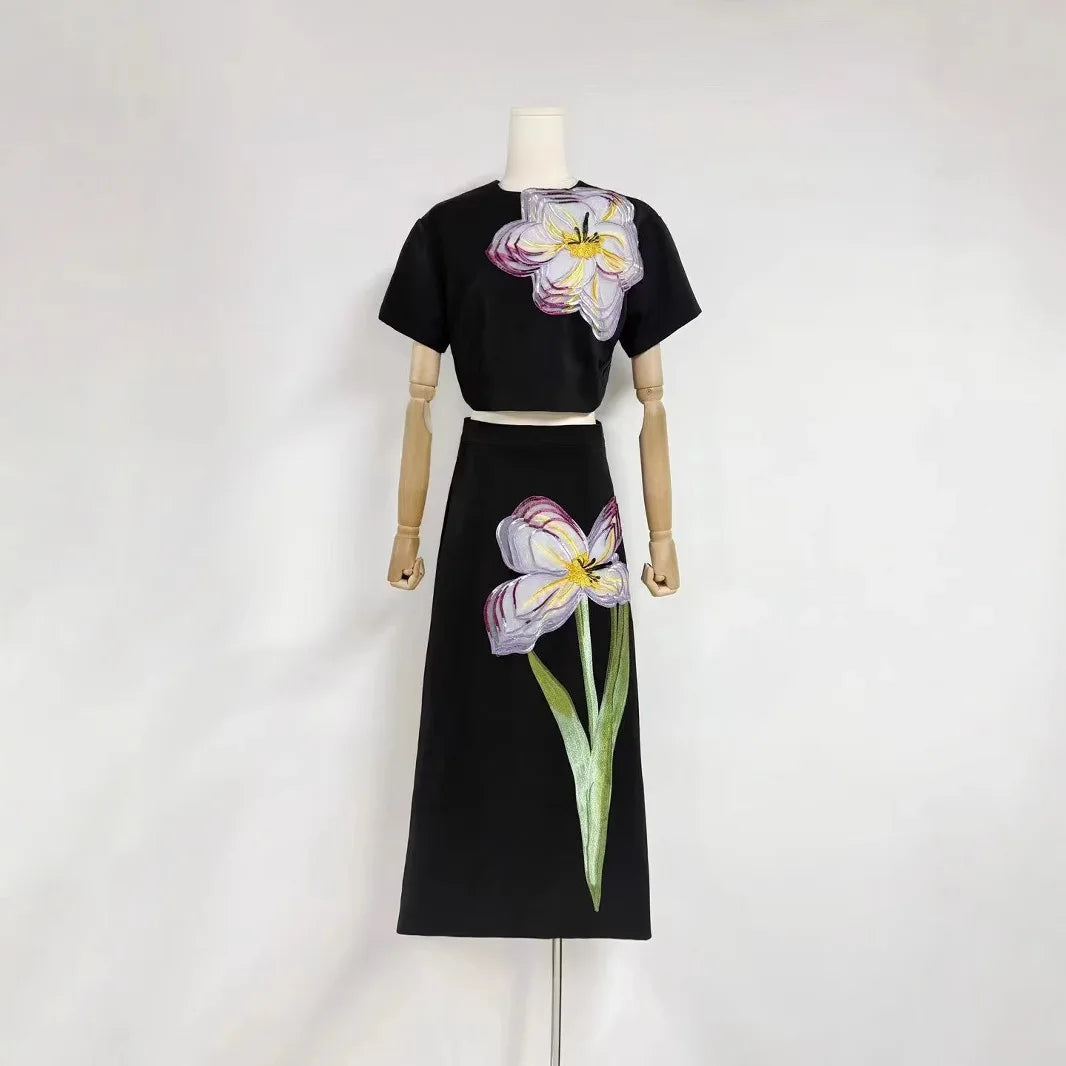 LGRQ 2025 New Summer Tound Neck Short Sleeves High Waist Printed Tshirt And A-line Long Skirt 2pcs