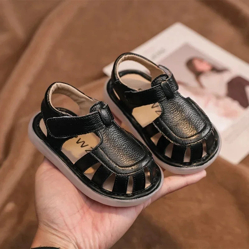 Sandali in vera pelle per neonati e bambini, scarpe estive da spiaggia con personaggi dei cartoni animati, scarpe casual per neonati con suola morbida e antiscivolo.