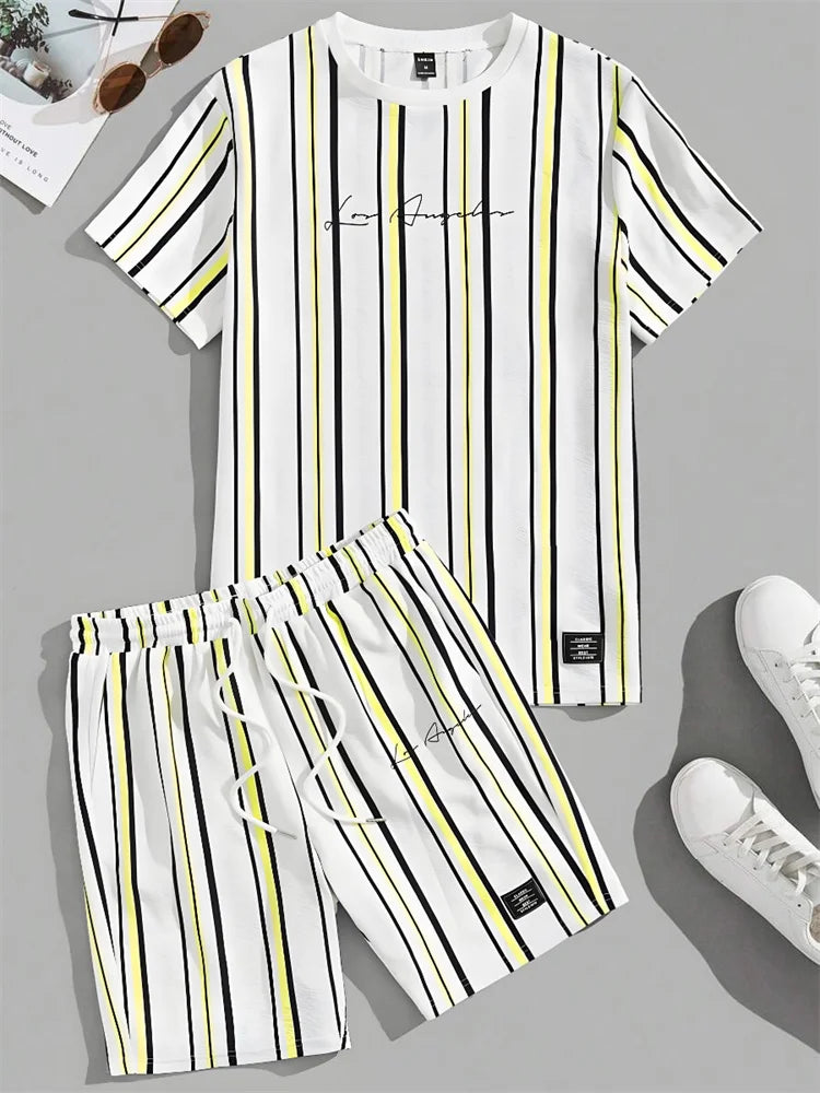 Completo estivo da uomo con stampa a righe 3D, casual per tutti i giorni, composto da t-shirt a maniche corte e pantaloncini da spiaggia alla moda in stile urbano.