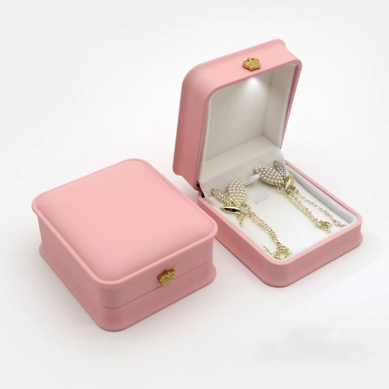 Scatola portagioie a LED con anello, porta orecchini di lusso con corona, ciondoli, espositore per proposta di matrimonio, scatola regalo, organizer per gioielli.