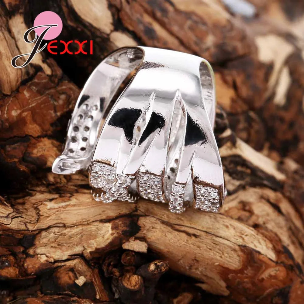 Anello da donna in argento sterling 925 con forma geometrica, ideale per fidanzamento, feste, matrimonio e nozze, con zirconi cubici.