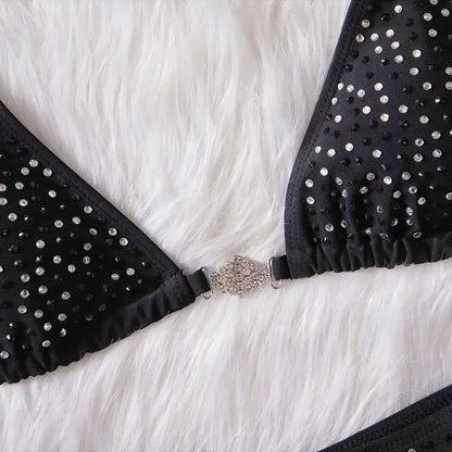 Bikini sexy da donna in 6 colori con strass cavi e allacciatura a catena, set bikini da spiaggia di lusso.