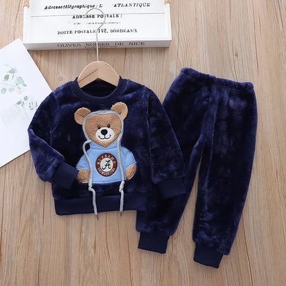 Nuovo set pigiama invernale 2023 per neonati e bambini, in pile di flanella, caldo e con motivo a cartoni animati, ideale per la casa, per bambini da 0 a 5 anni.
