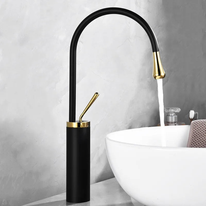 Kitchen brass Faucet Pull Out Stream Sprayer Deck Mounted Matte Black Mixer Tap 360 Degree Rotation  Kitchen Sink Hot Cold Taps