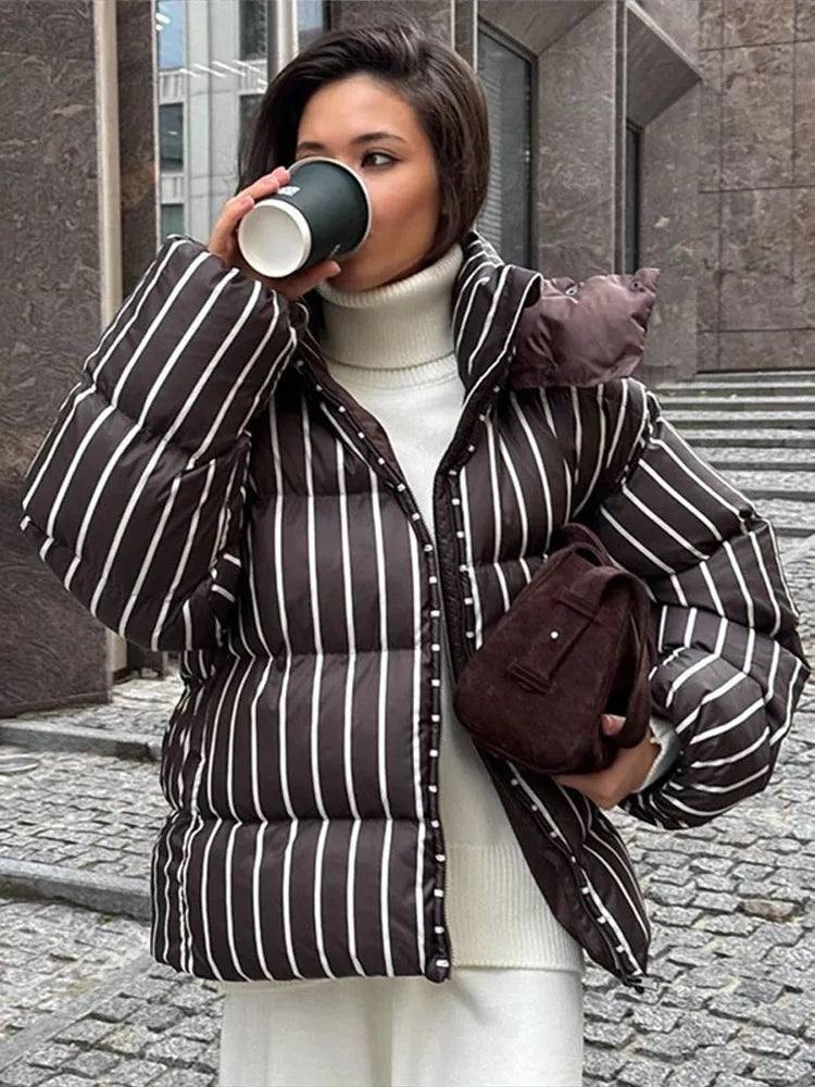 2025 Winter Striped Women's Hooded Quilted Jacket Thicken Zipper Long Sleeve Short Coat New Casual Female Loose Warm Outerwear