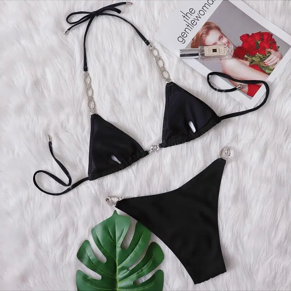 Bikini sexy da donna in 6 colori con strass cavi e allacciatura a catena, set bikini da spiaggia di lusso.