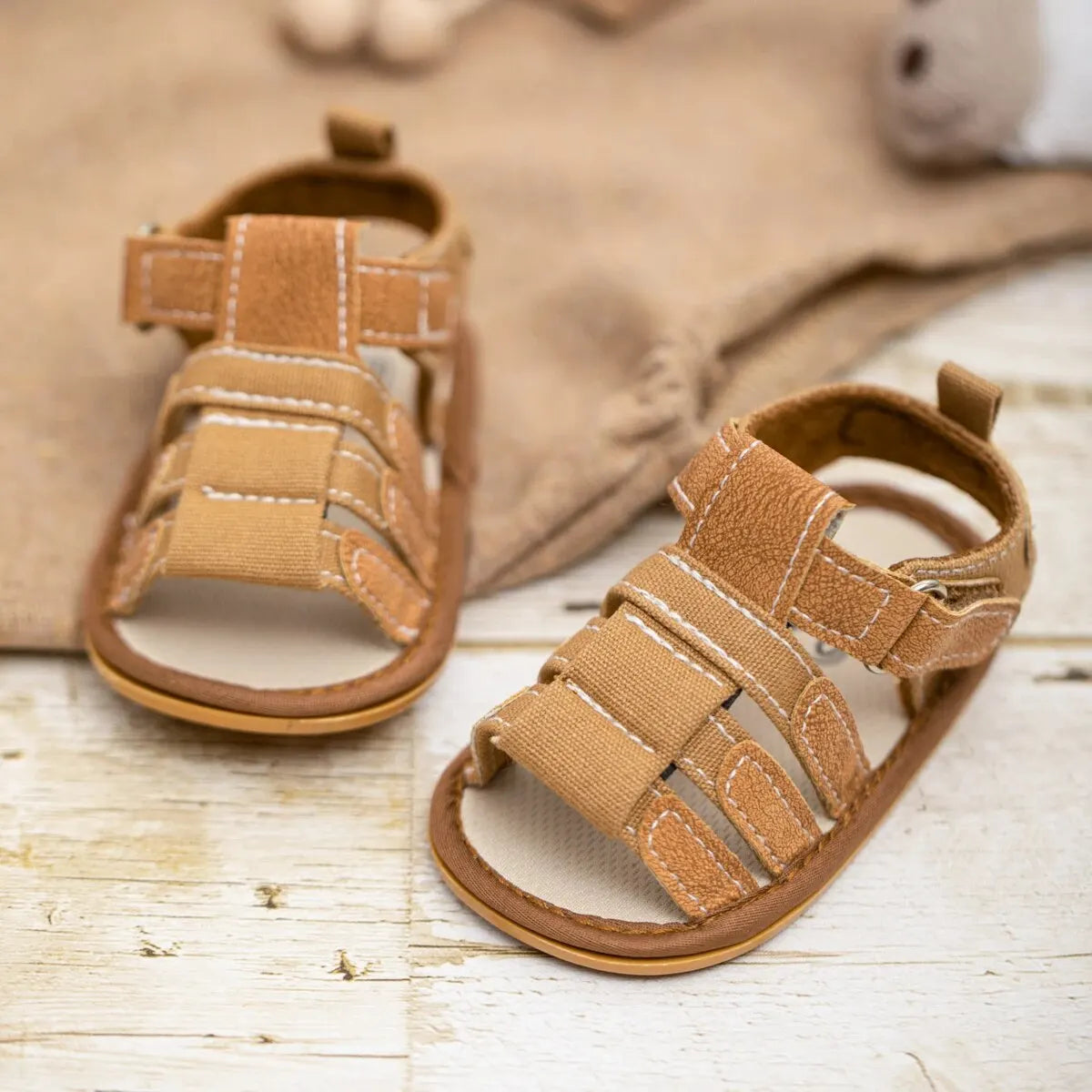 Scarpe estive per neonati Meckior, sandali per bambini e bambine con suola in gomma antiscivolo, primi passi per neonati, sandali casual da giardino per bambini.