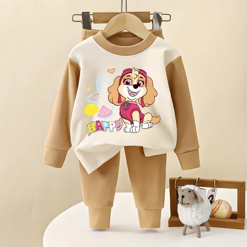 Set pigiama per bambini a maniche lunghe con stampa Paw Patrol, ideale per autunno e inverno. Completo morbido per la casa, perfetto per bambine. Set di pigiami casual per bambini.