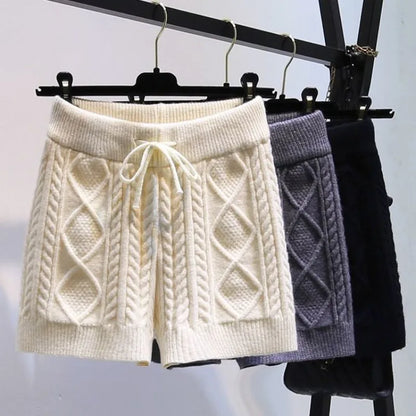 Autumn Elastic Woman Wrap Hip Knit Shorts Hot Sweet High Waist Twist Thick Outwear Shorts Casual Straight Striped Home Shorts