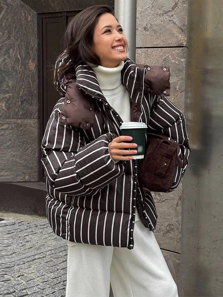 2025 Winter Striped Women's Hooded Quilted Jacket Thicken Zipper Long Sleeve Short Coat New Casual Female Loose Warm Outerwear