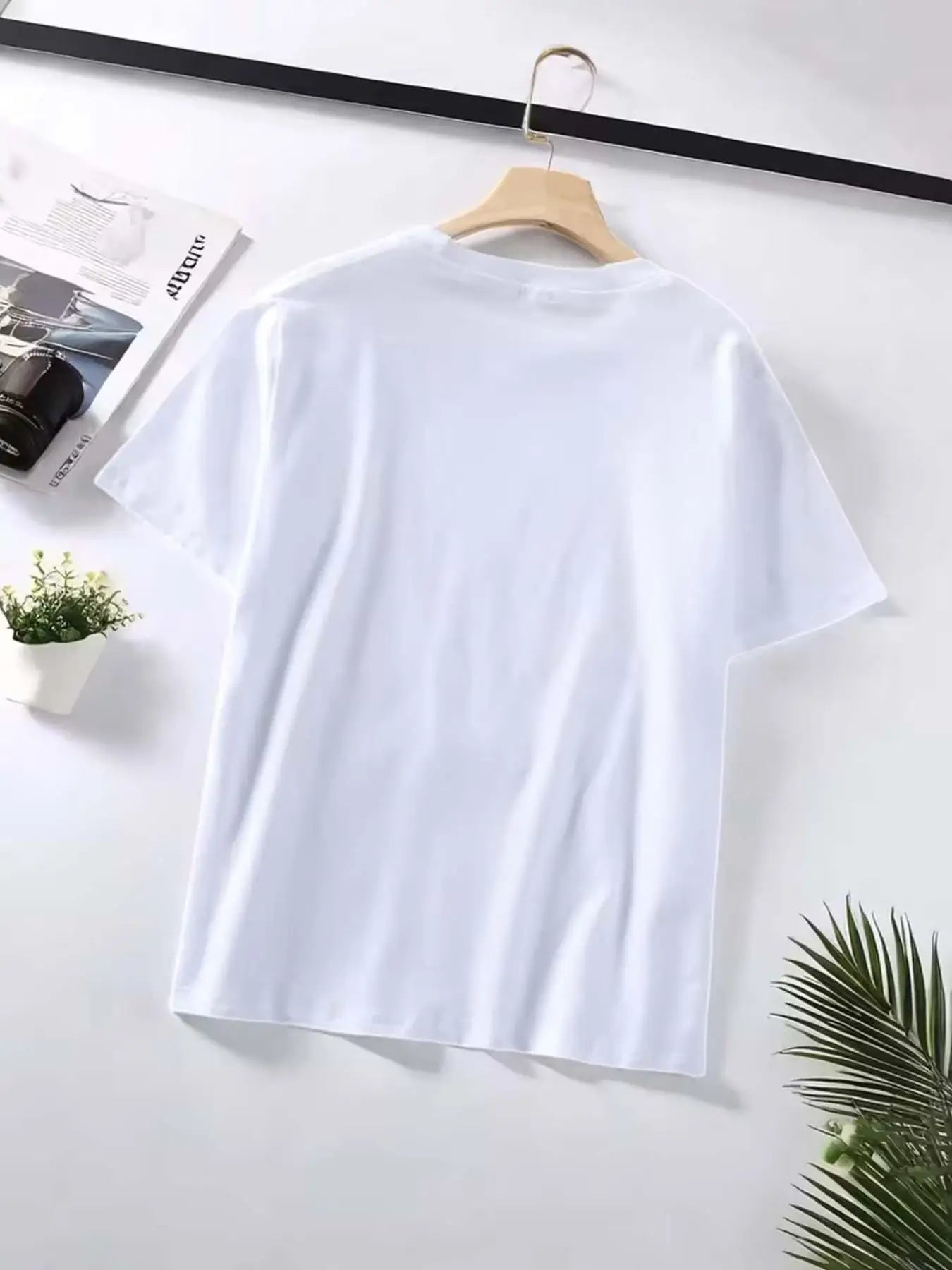 Abbigliamento per bambini Maglietta a maniche corte da bambina 2026 Nuovo stile Stampa motivo bibita gassata 1 pezzo Abbigliamento sportivo casual per bambini Maglietta a maniche corte K-Pop Girl Stampa lattina di cola Abbigliamento versatile per casa