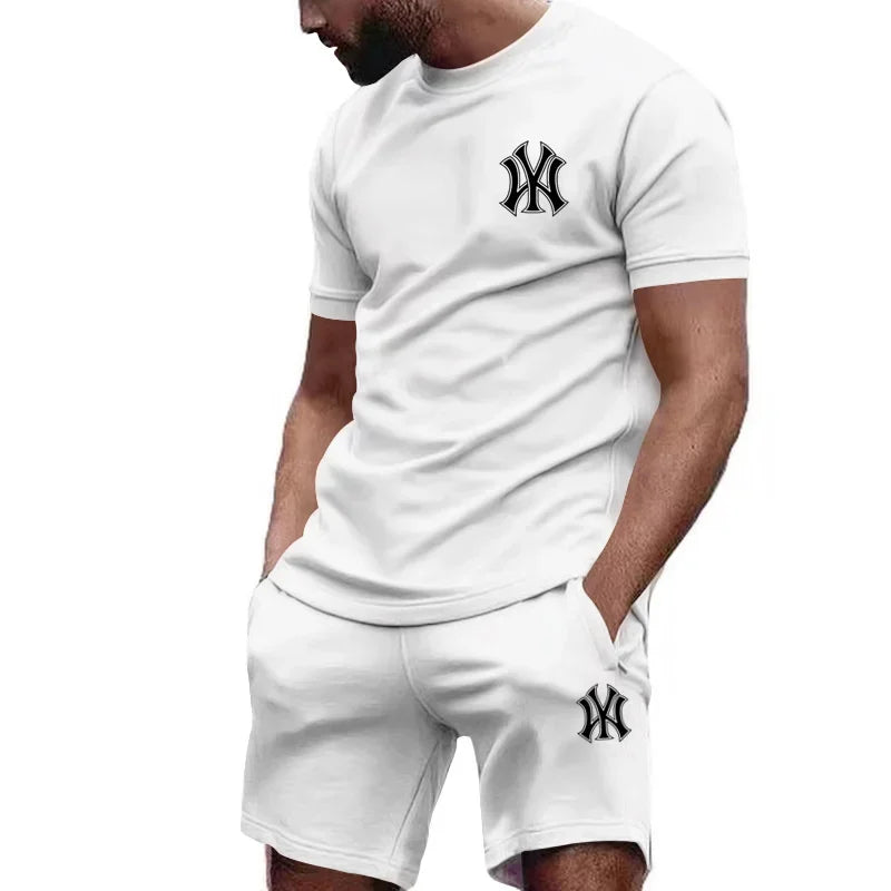Completo sportivo da uomo a due pezzi 2026, composto da t-shirt a maniche corte e abbigliamento sportivo estivo per corsa e fitness.