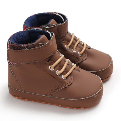 Scarpine da passeggio per neonati e bambini piccoli, ideali per uscire in Inghilterra. Scarpe antiscivolo con suola morbida per neonati.